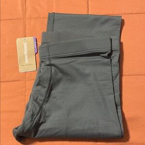 Patagonia capilene Baselayers XL 14